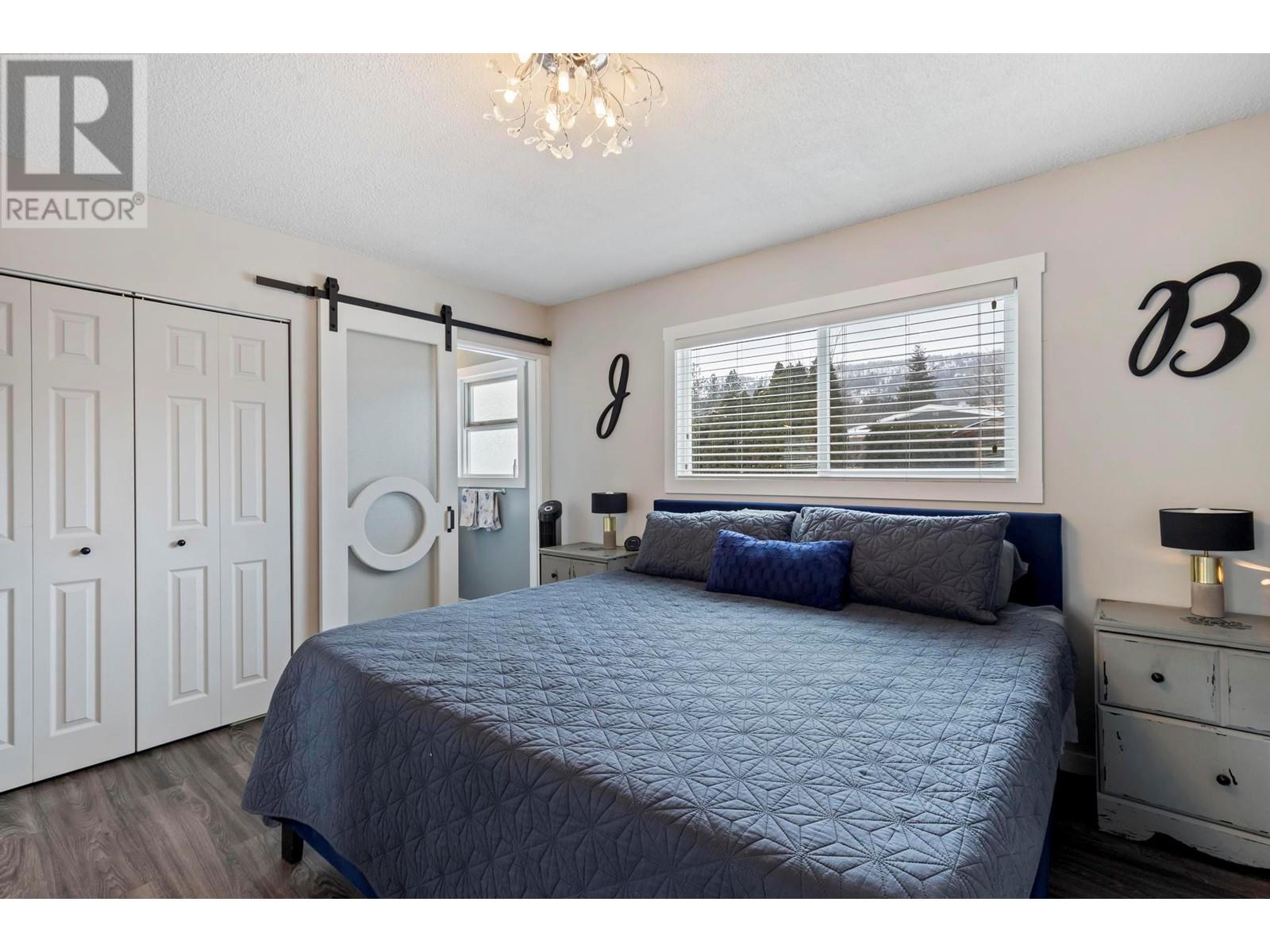 3548 Macdonnel Road Property Photo 33