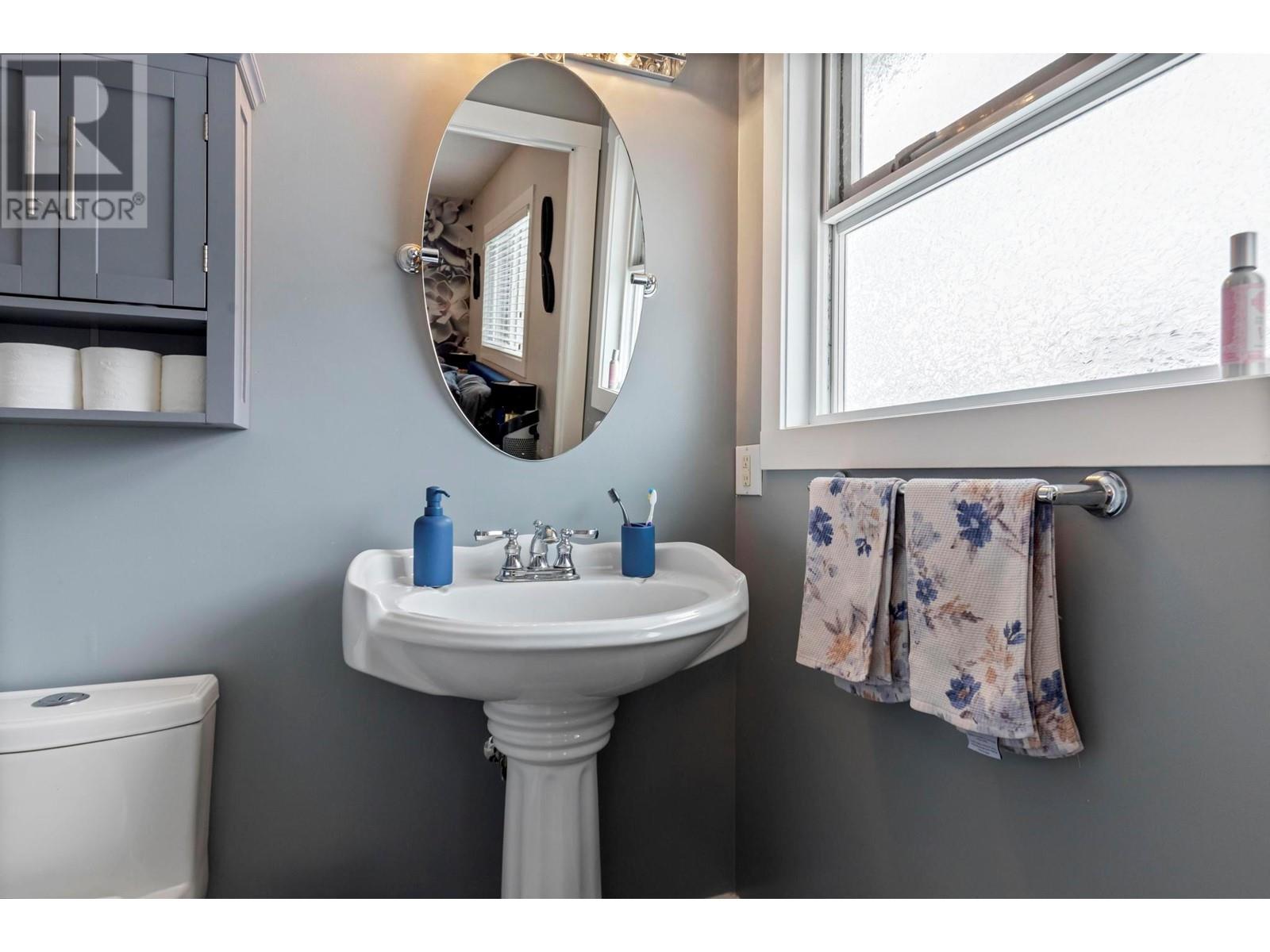 3548 Macdonnel Road Property Photo 34