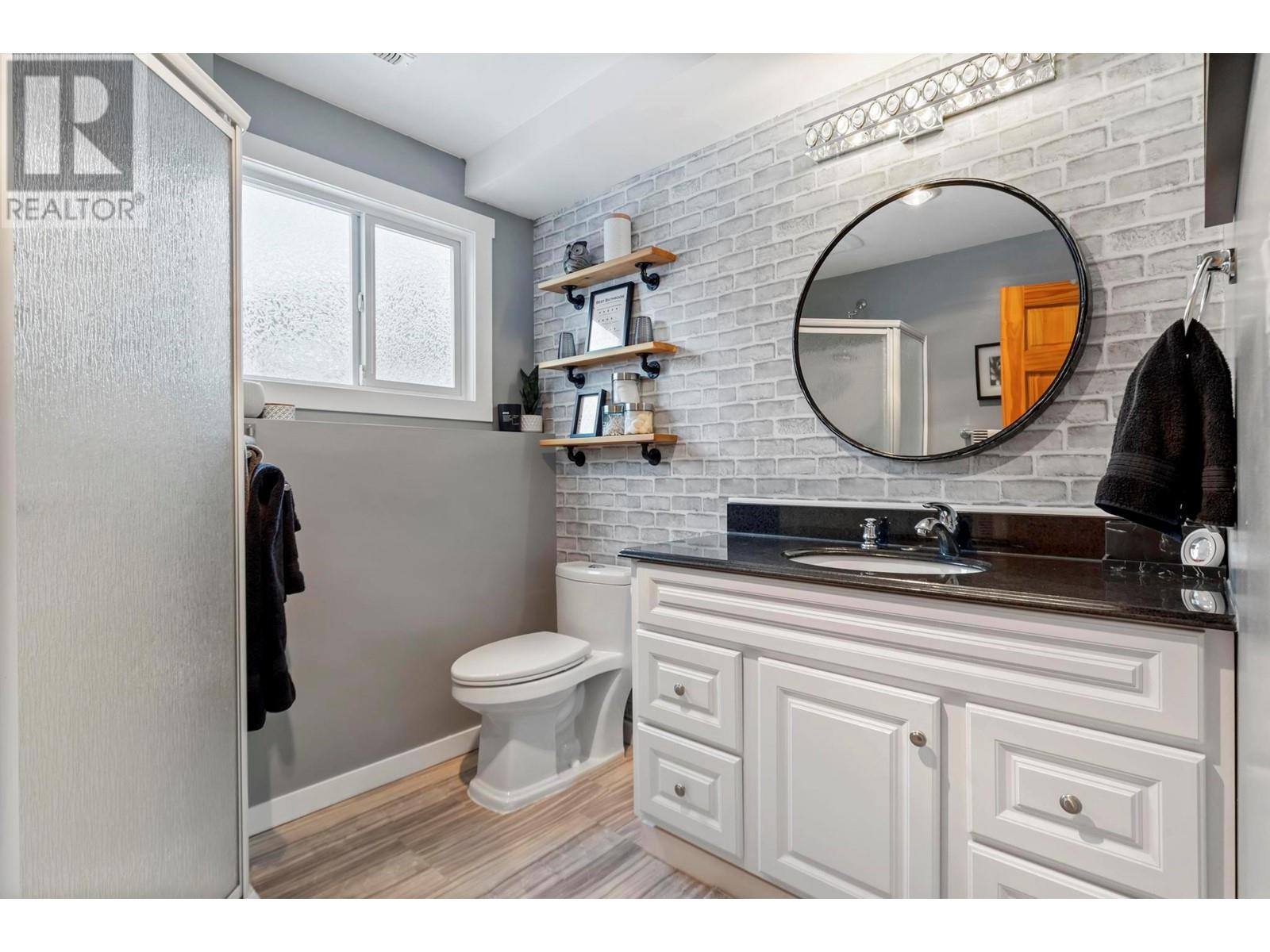3548 Macdonnel Road Property Photo 39