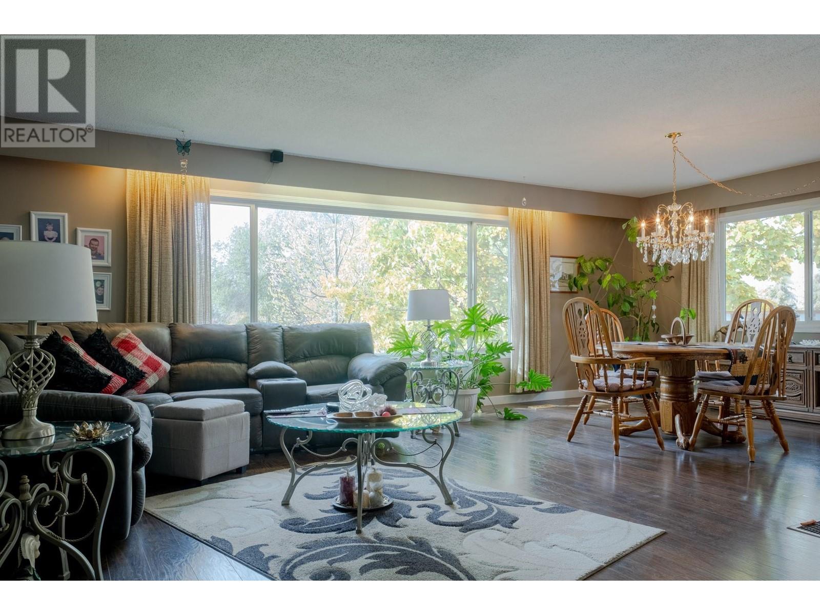 1801 Mission Road Property Photo 6