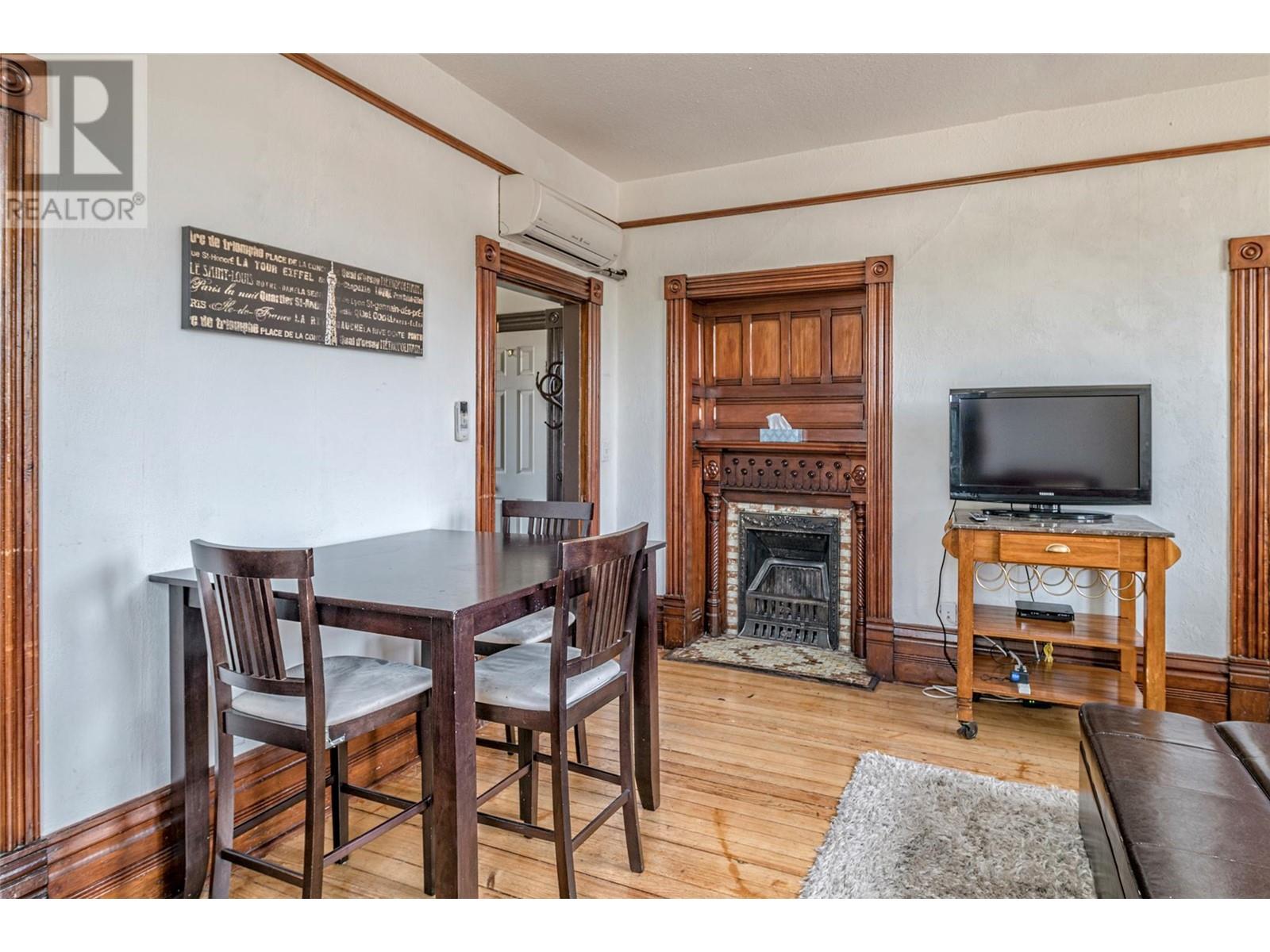 3403 27 Street Property Photo 32