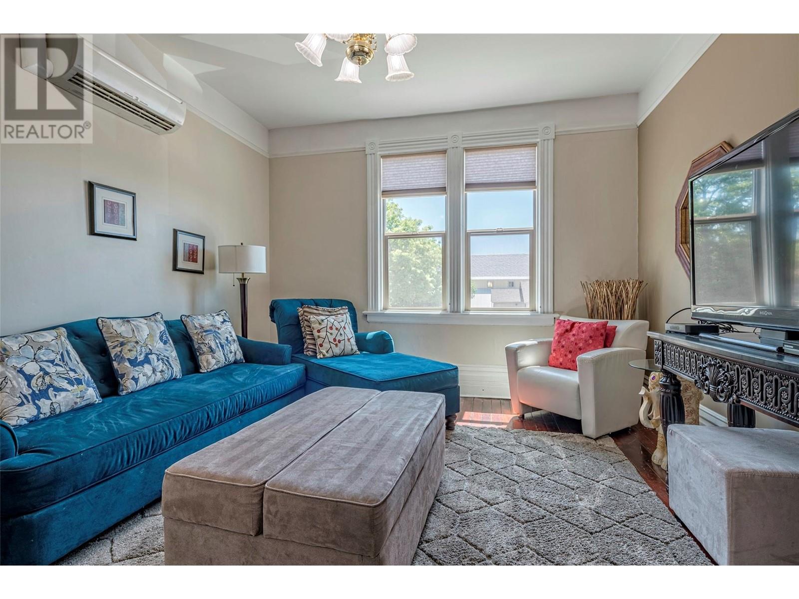 3403 27 Street Property Photo 43