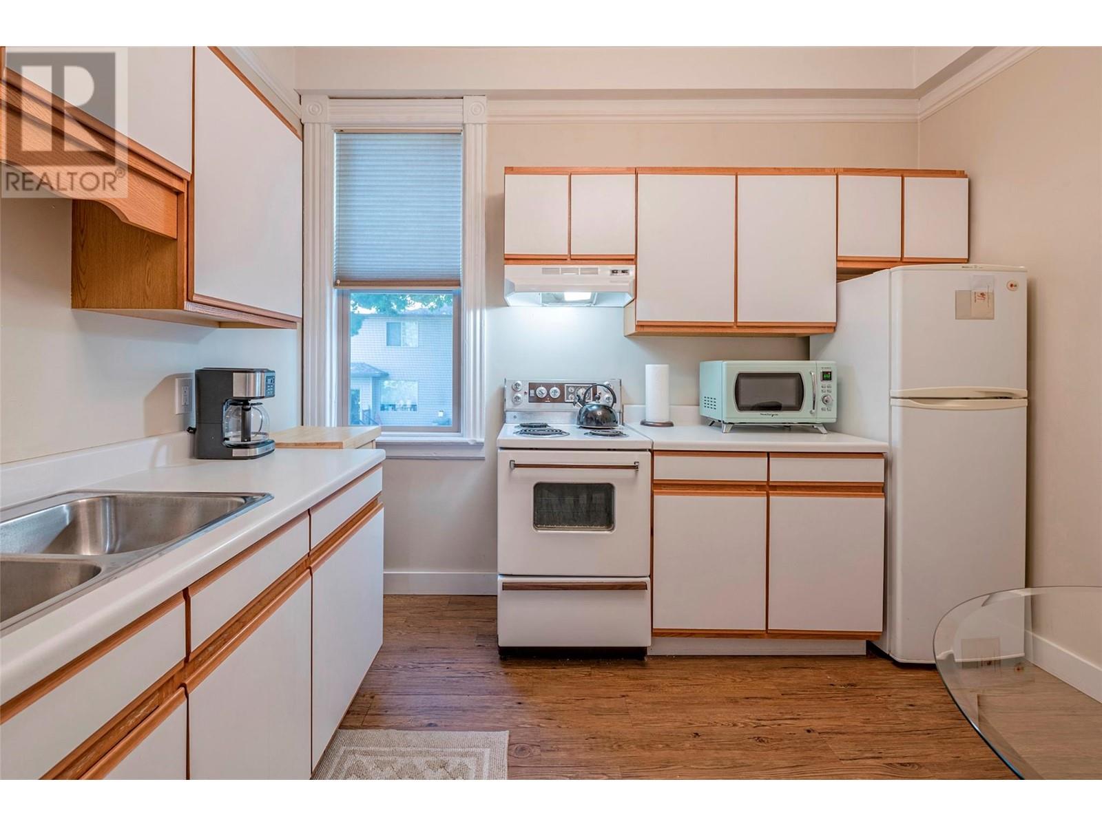 3403 27 Street Property Photo 47