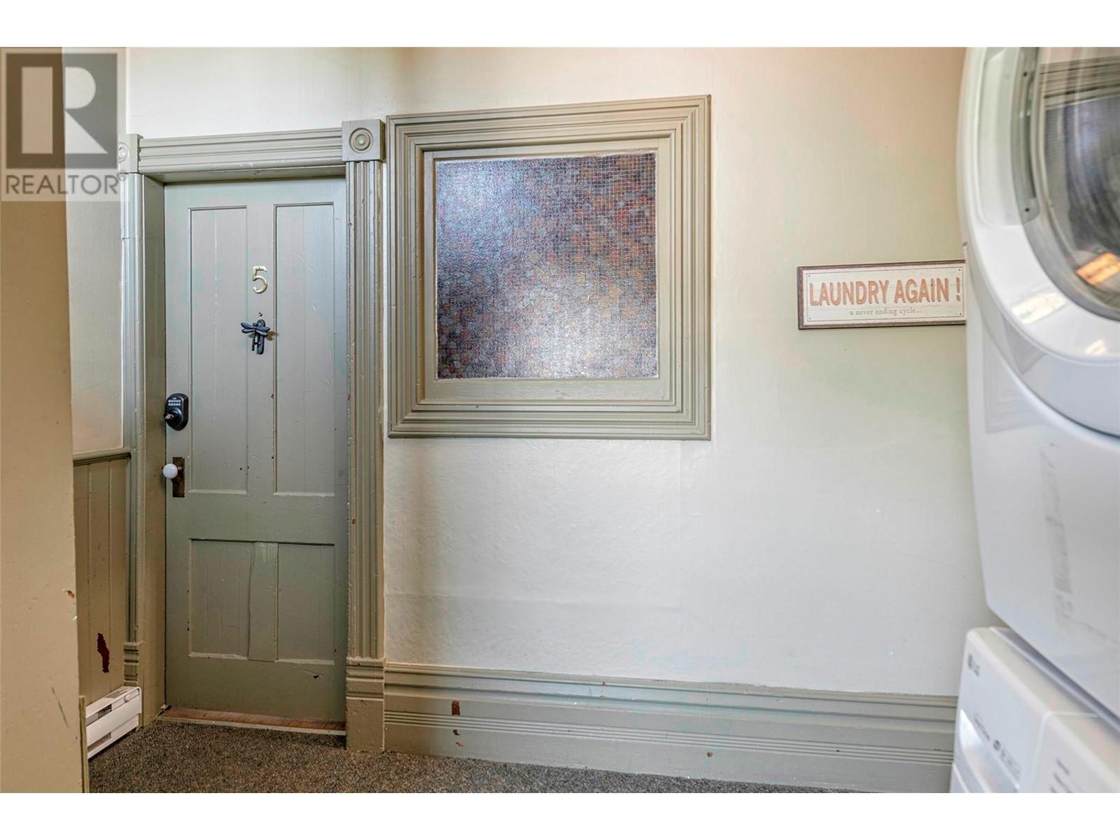 3403 27 Street Property Photo 55