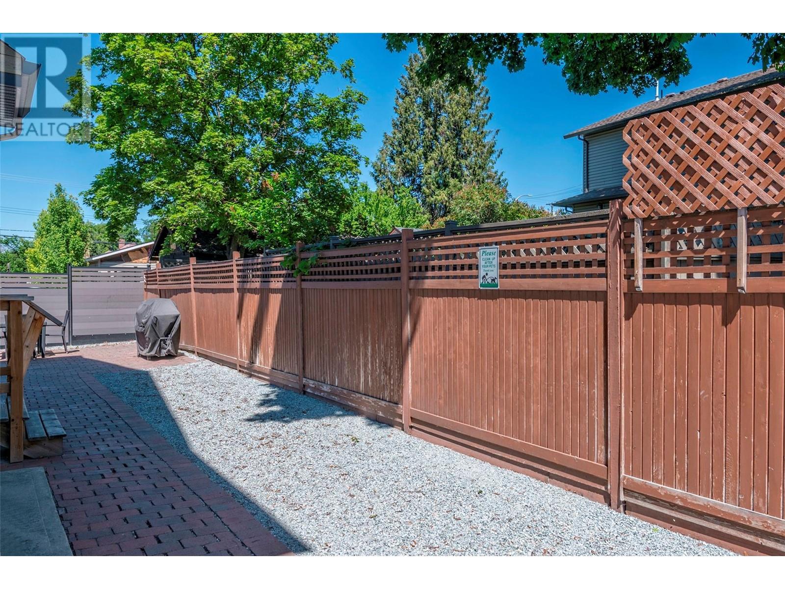 3403 27 Street Property Photo 59