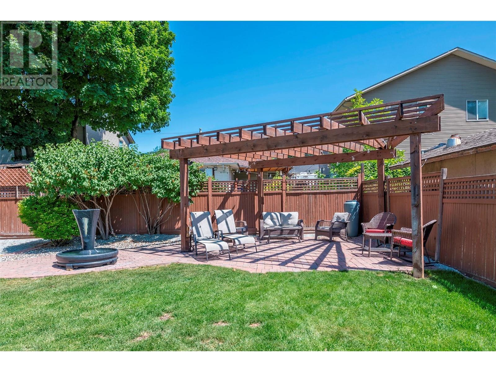3403 27 Street Property Photo 64