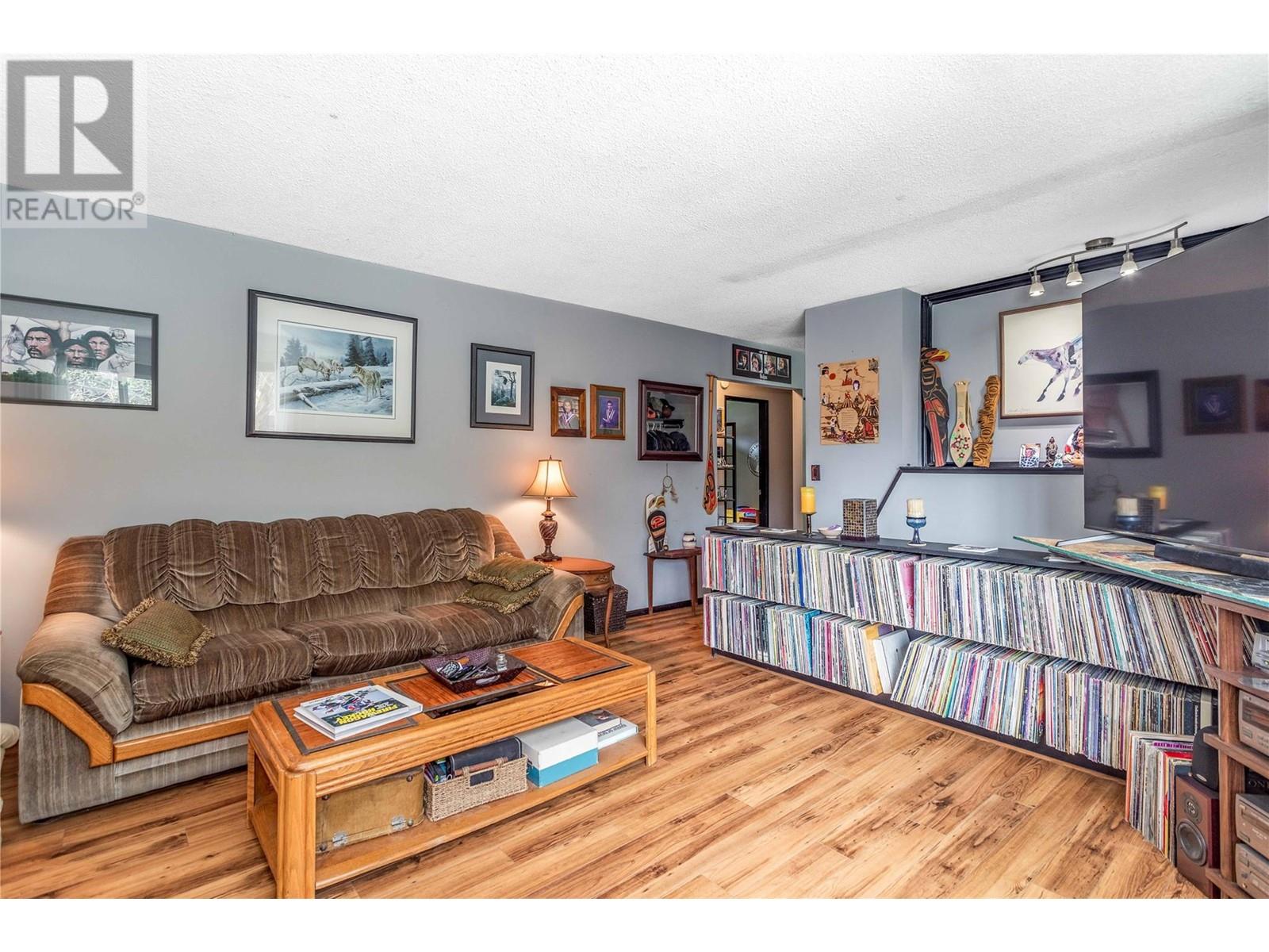 1560 Ponderosa Road Property Photo 13