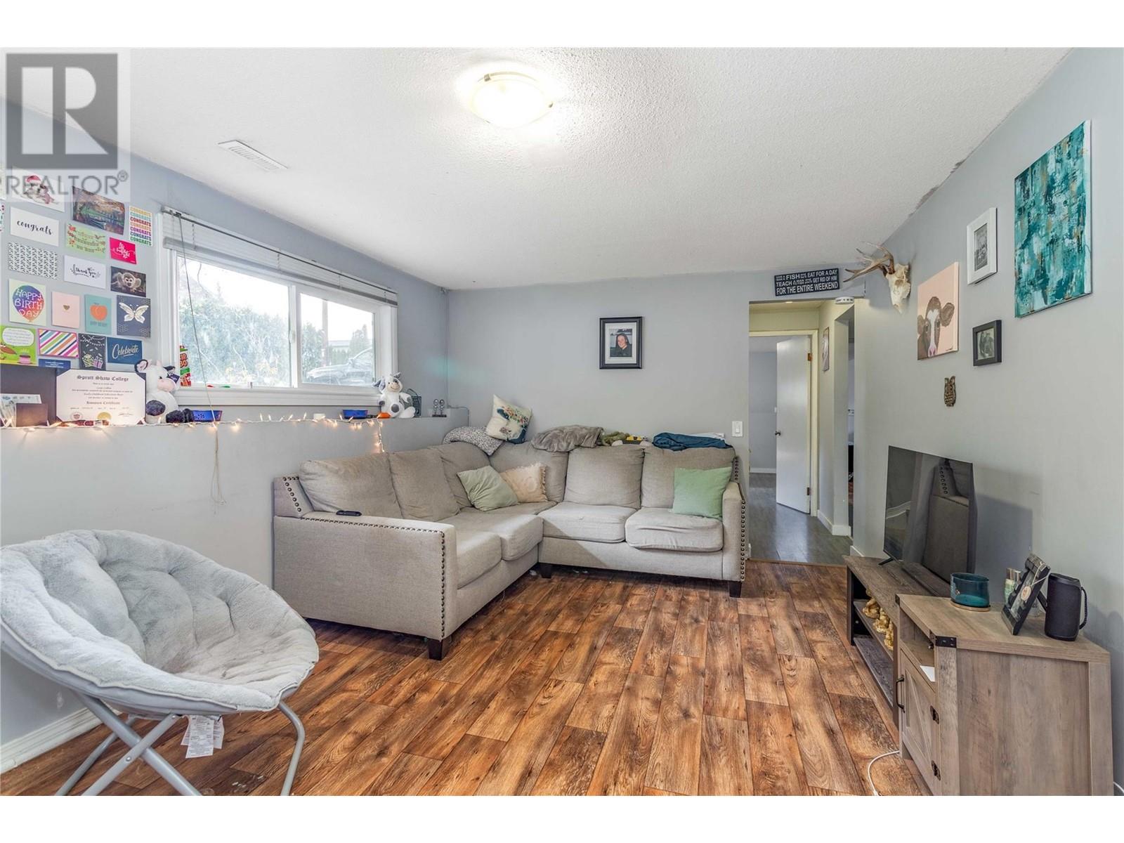 1560 Ponderosa Road Property Photo 32