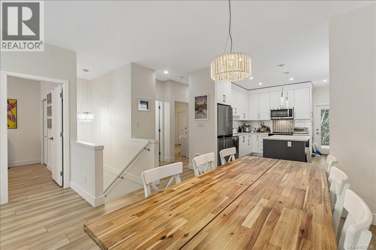 370 Avaani Way Property Photo 11