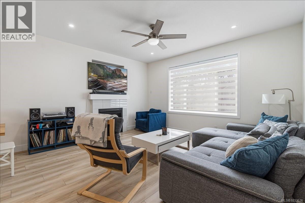 370 Avaani Way Property Photo 13