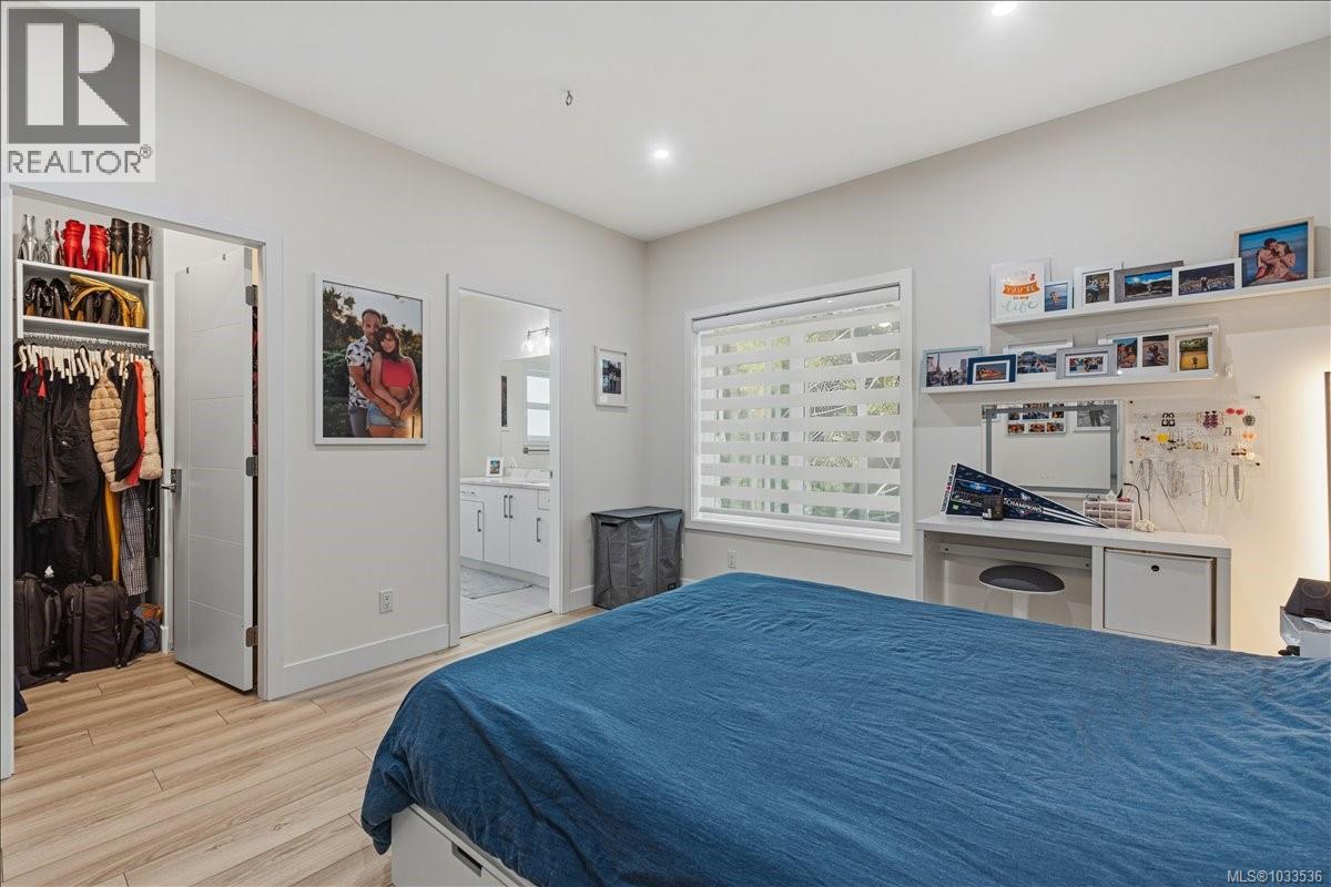 370 Avaani Way Property Photo 18