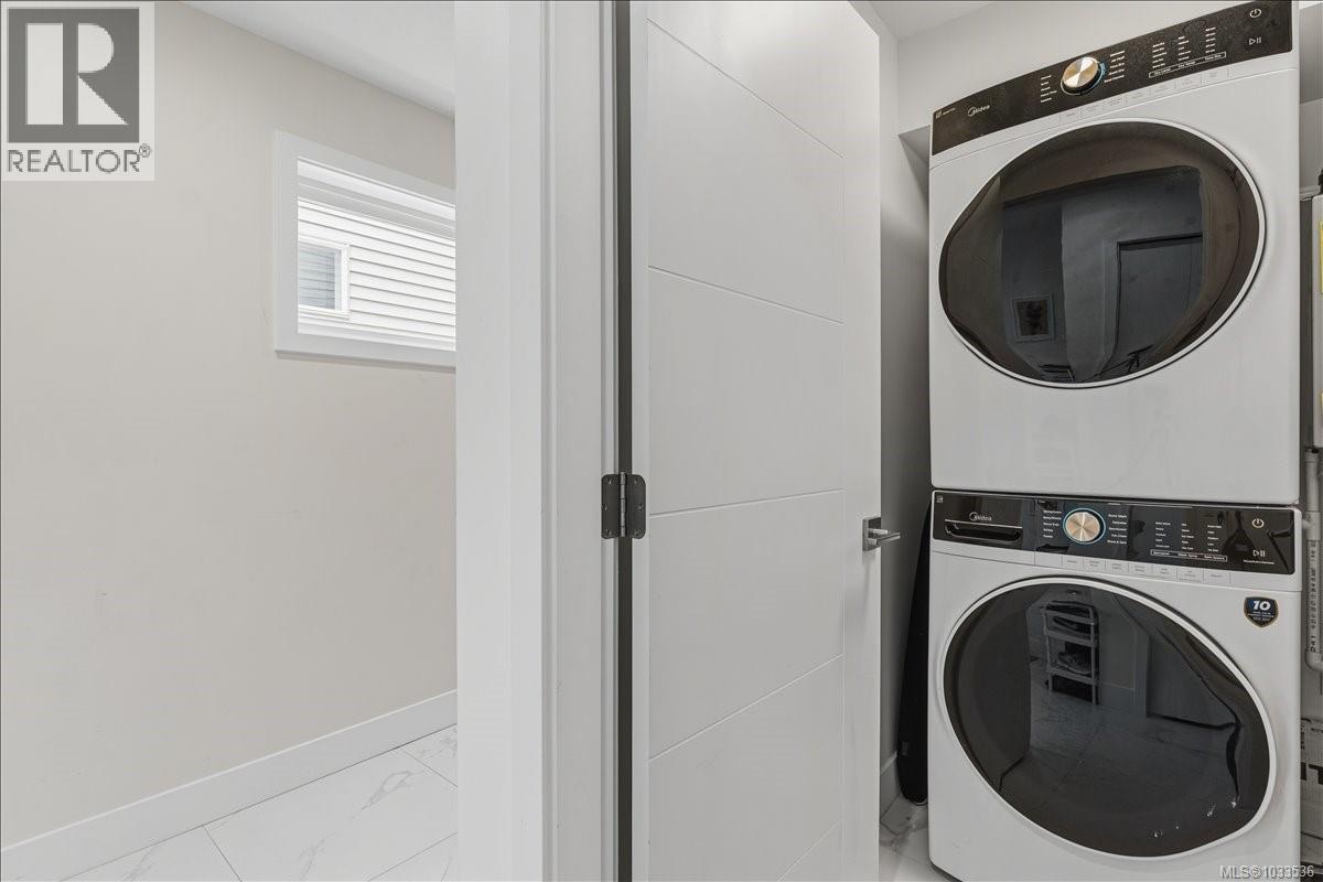 370 Avaani Way Property Photo 23