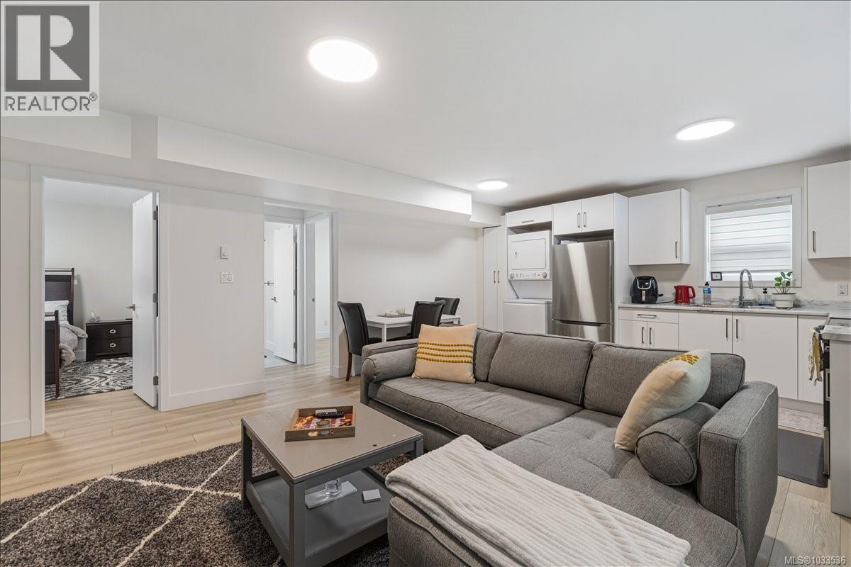 370 Avaani Way Property Photo 29