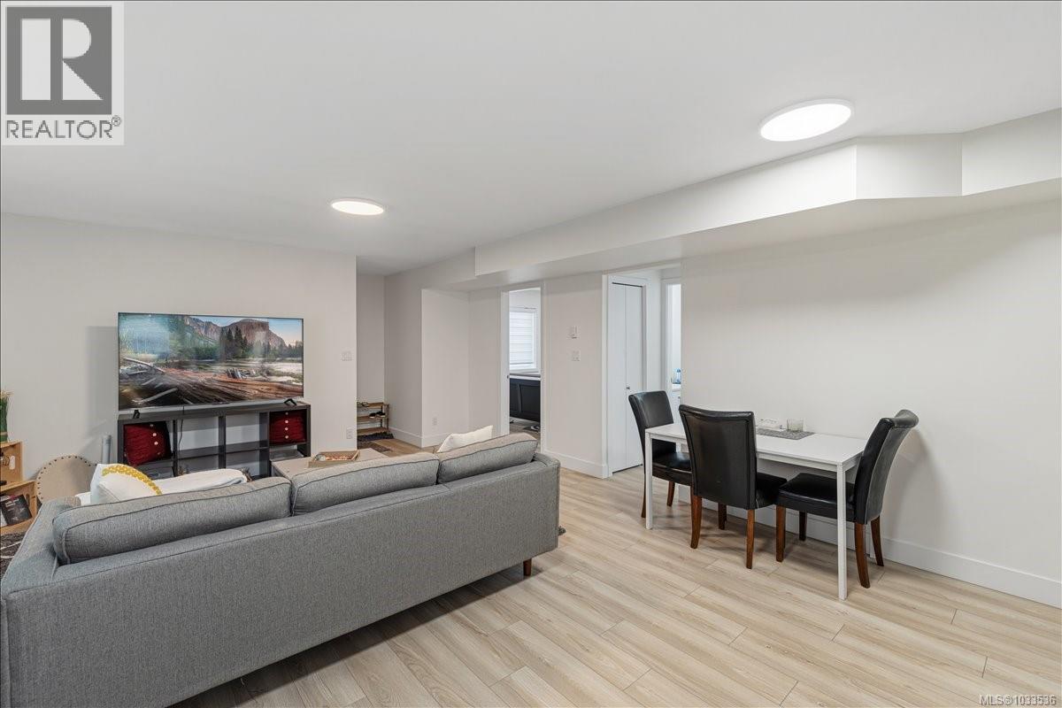 370 Avaani Way Property Photo 30