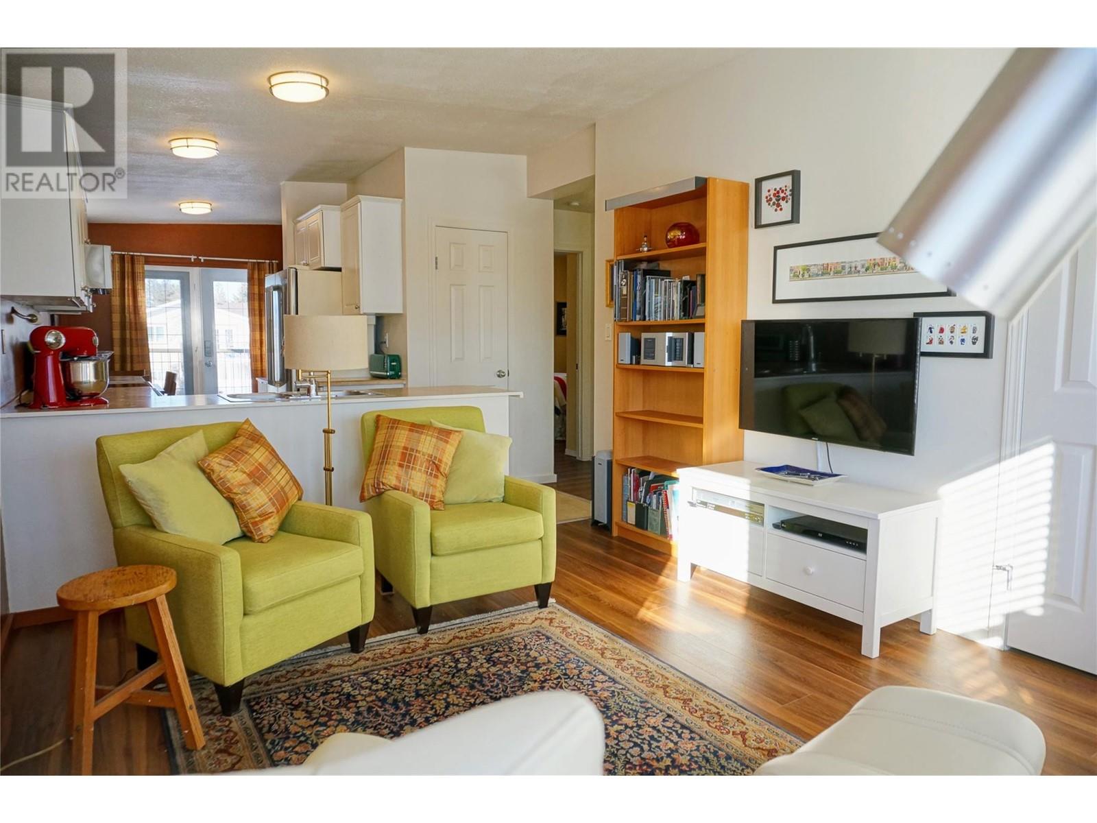 4865 Burns Avenue Property Photo