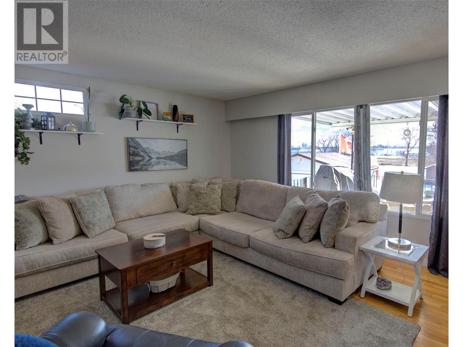 6576 Scott Road Property Photo 9