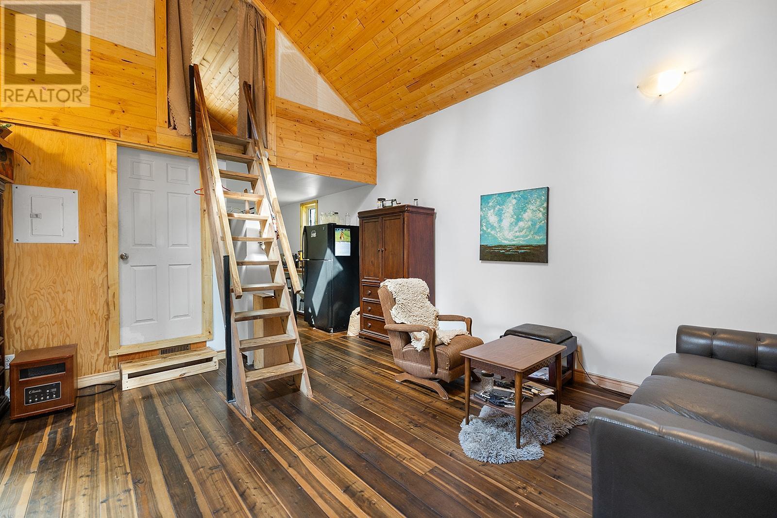 16317 Bowe Road Property Photo 15