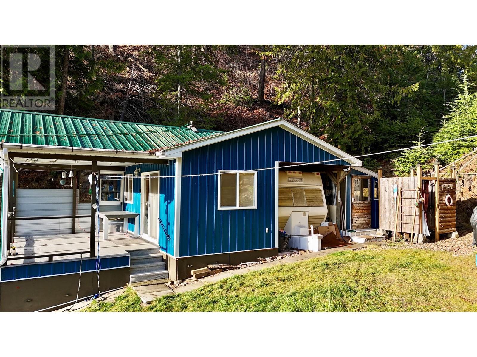 4265 Woodbury Village Road Property Photo 12