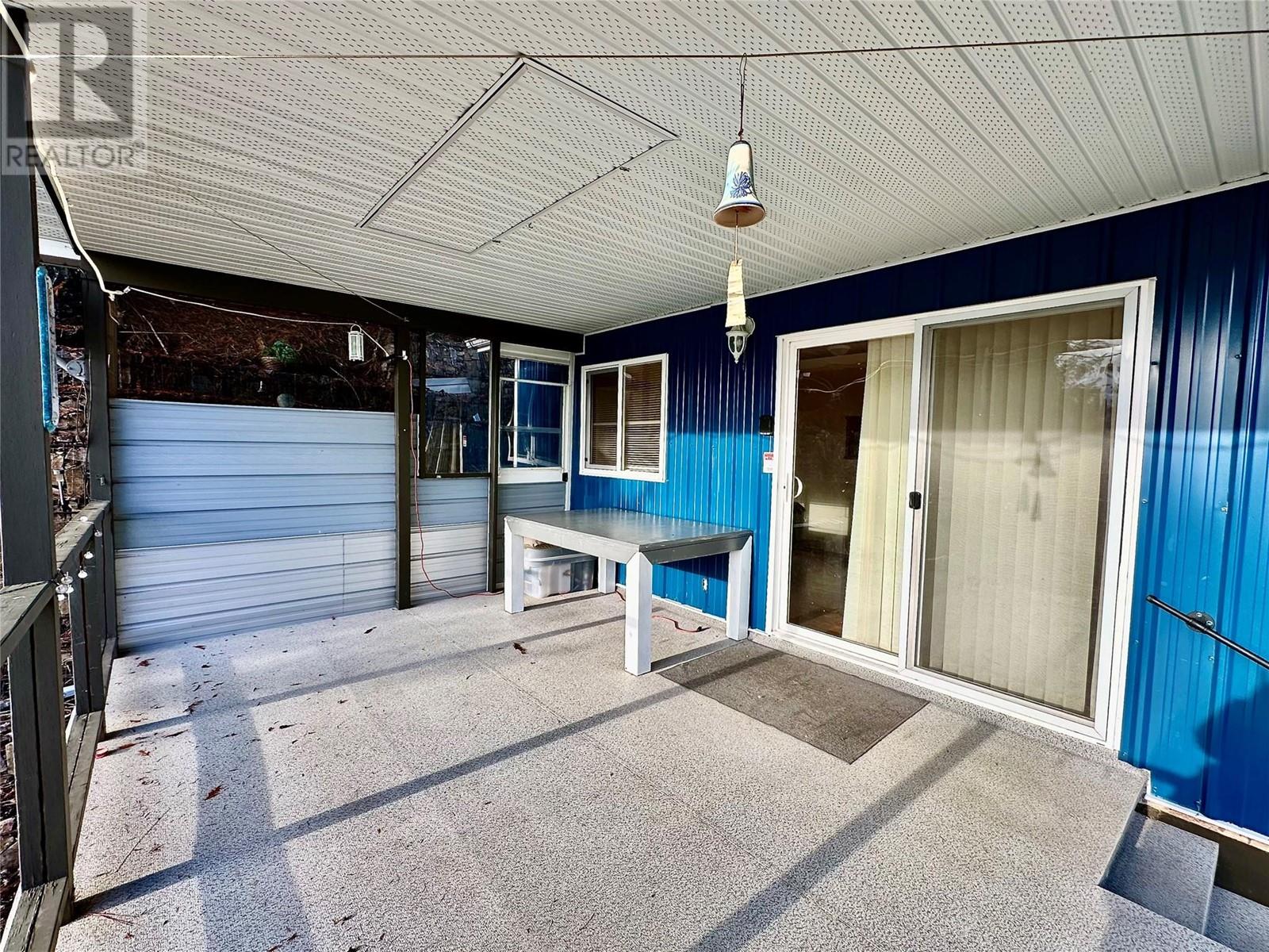 4265 Woodbury Village Road Property Photo 14