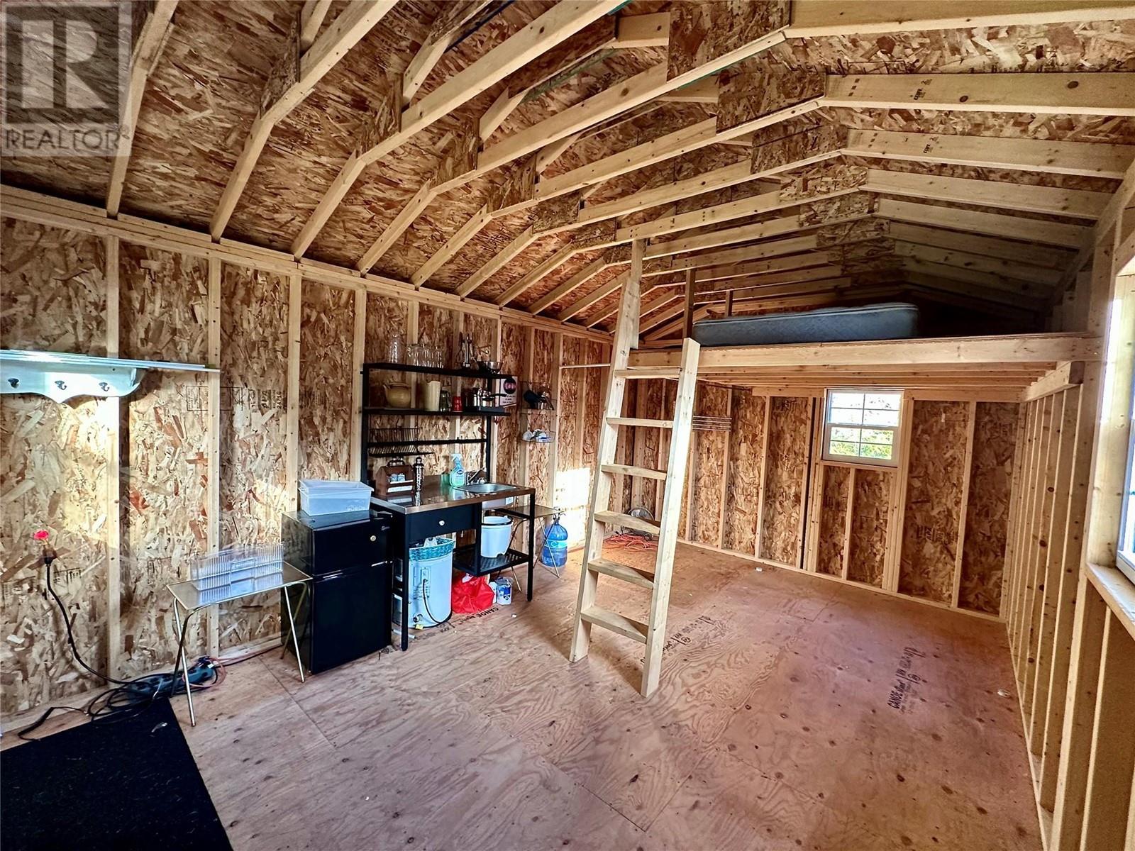 4265 Woodbury Village Road Property Photo 18
