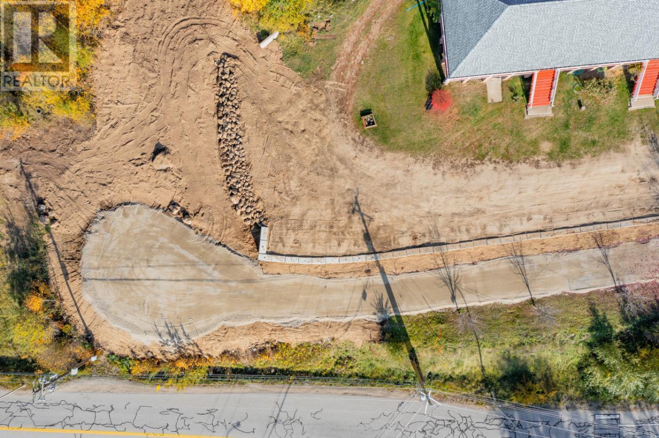 Lot B Robson Access Road Property Photo 5