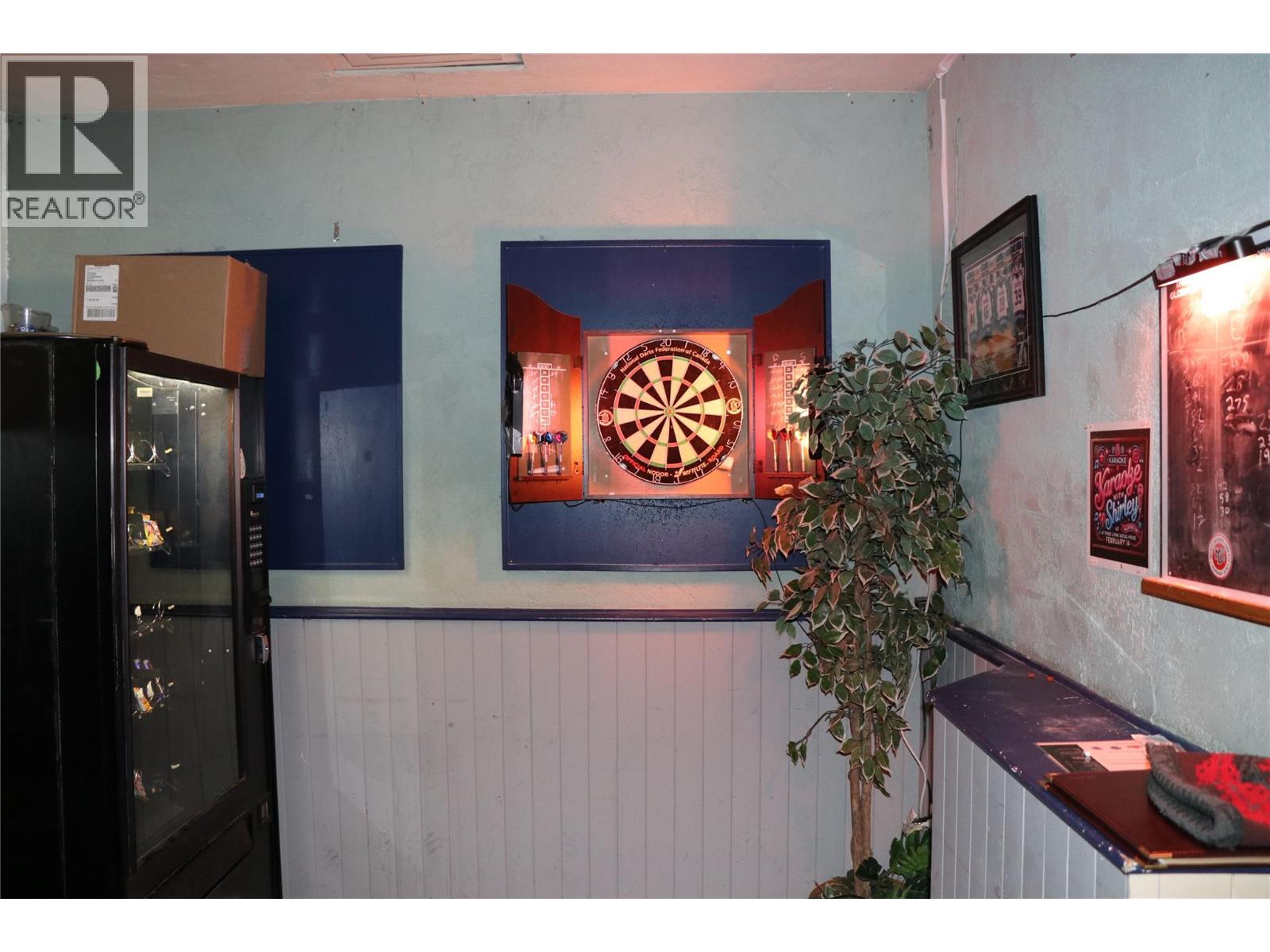 401 Broadway Street Property Photo 25