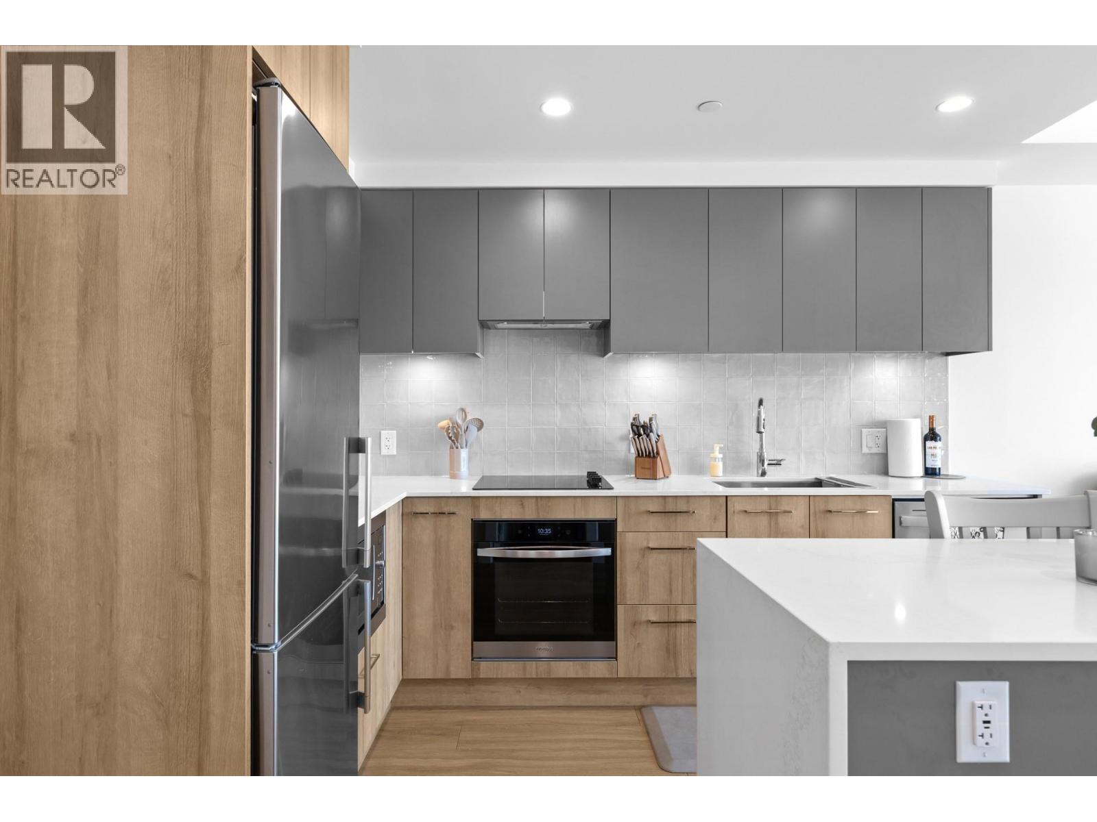 3699 Capozzi Road Unit# 506 Property Photo 3