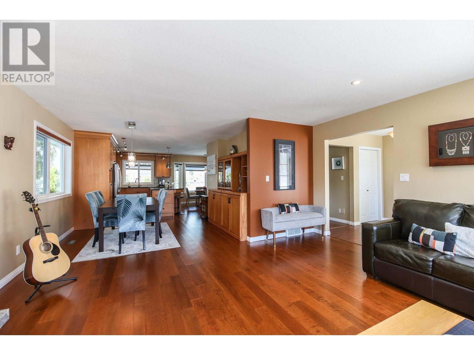 32 Bayview Crescent Property Photo 9