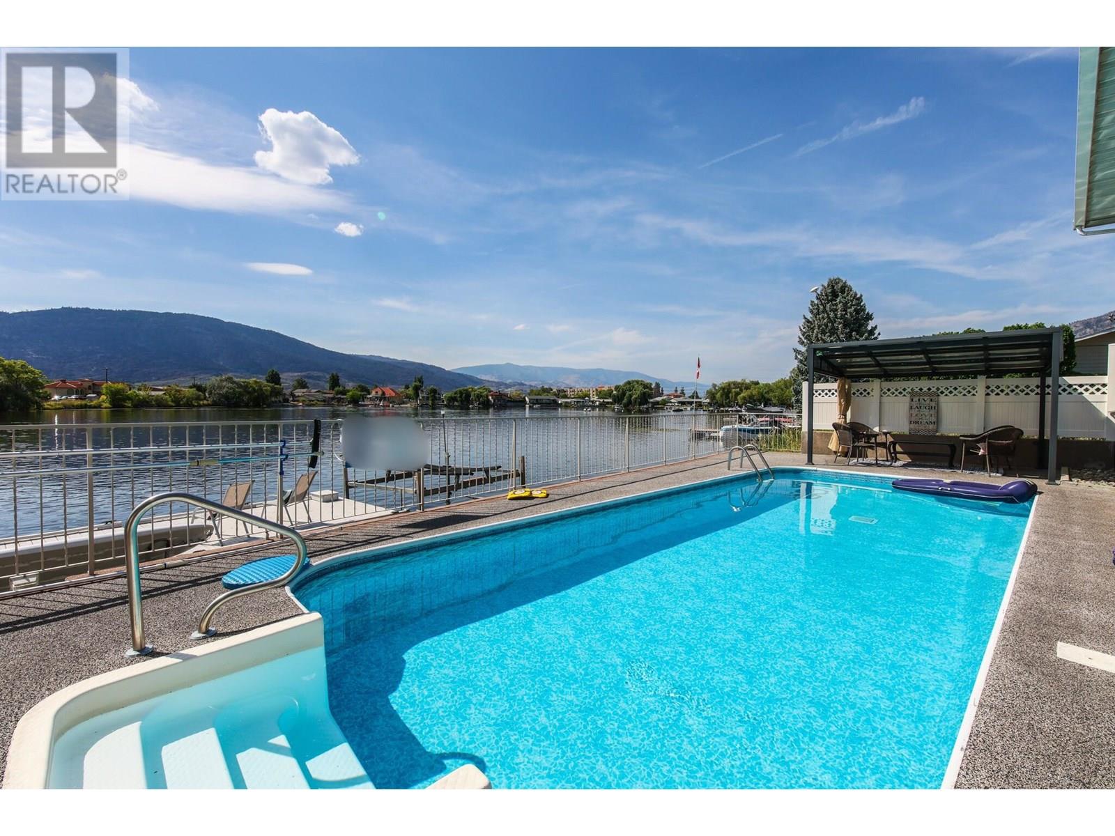 32 Bayview Crescent Property Photo 48