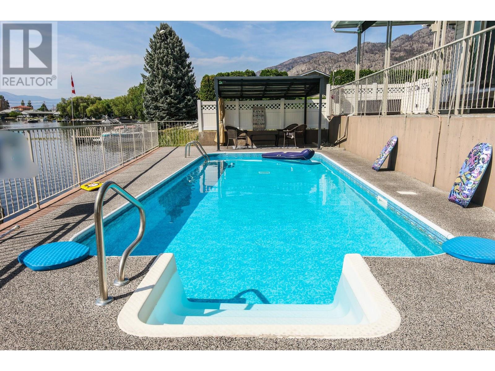 32 Bayview Crescent Property Photo 49