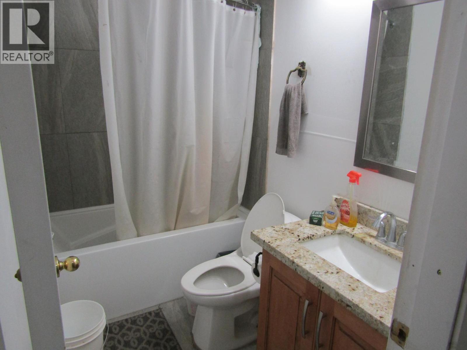 2705 75th Avenue Property Photo 24