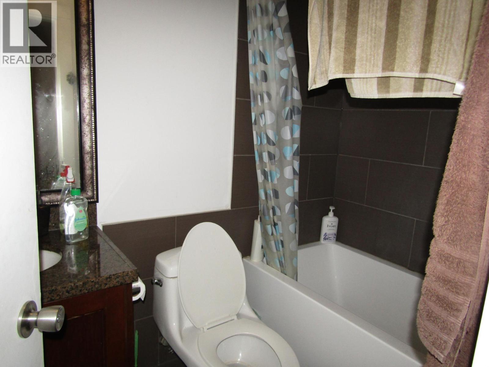 2705 75th Avenue Property Photo 33