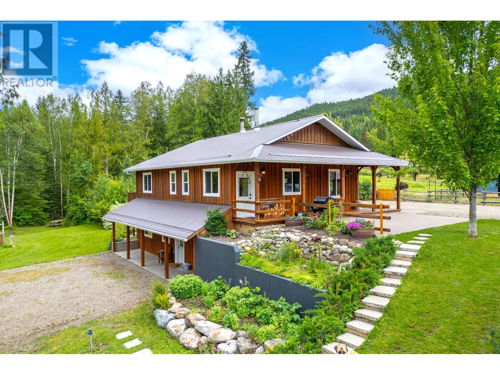 380 Richlands Road Property Photo