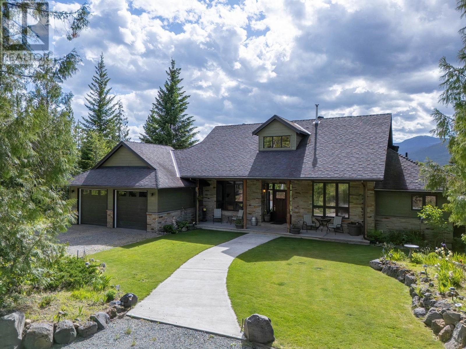 1249 Clearwater Valley Road Property Photo