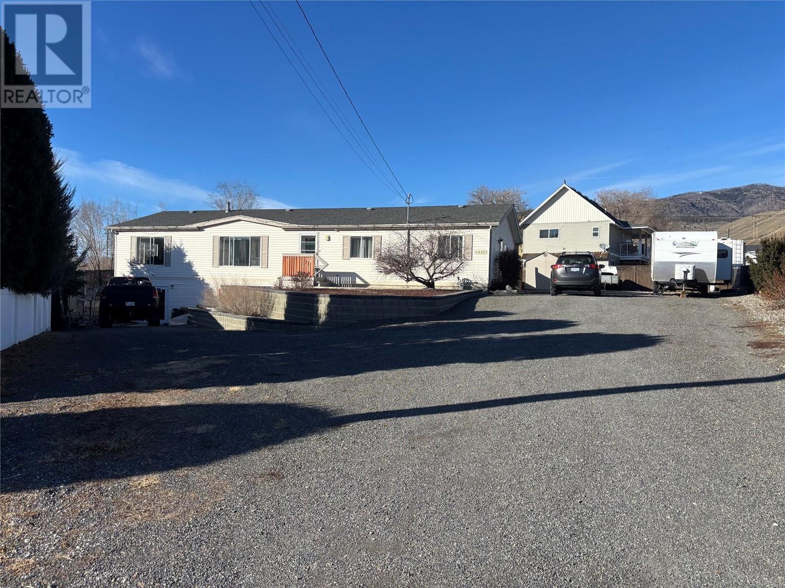 1535 Cumming Boulevard Property Photo