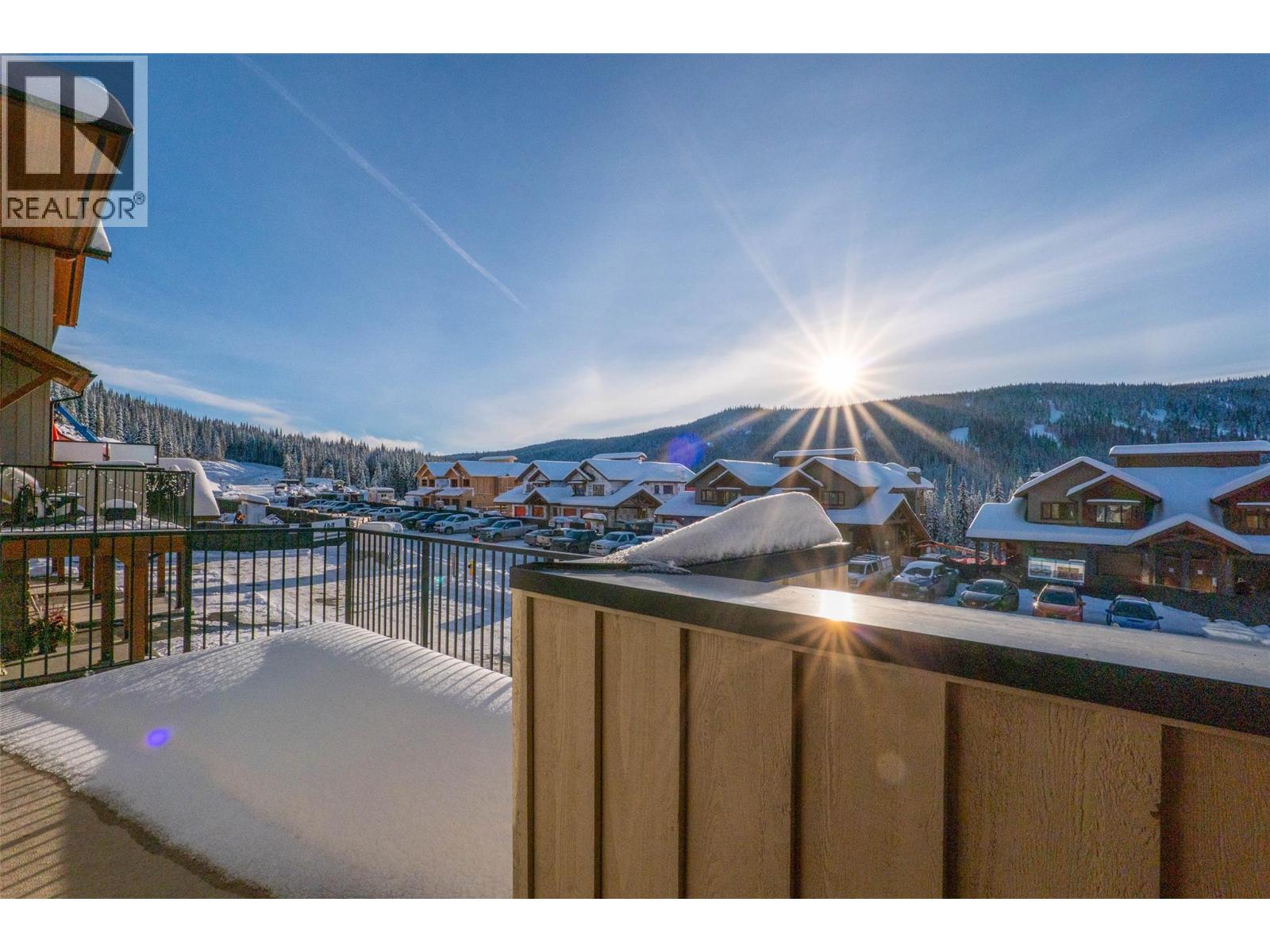 7000 Mcgillivray Lake Drive Unit# 9 Property Photo 10