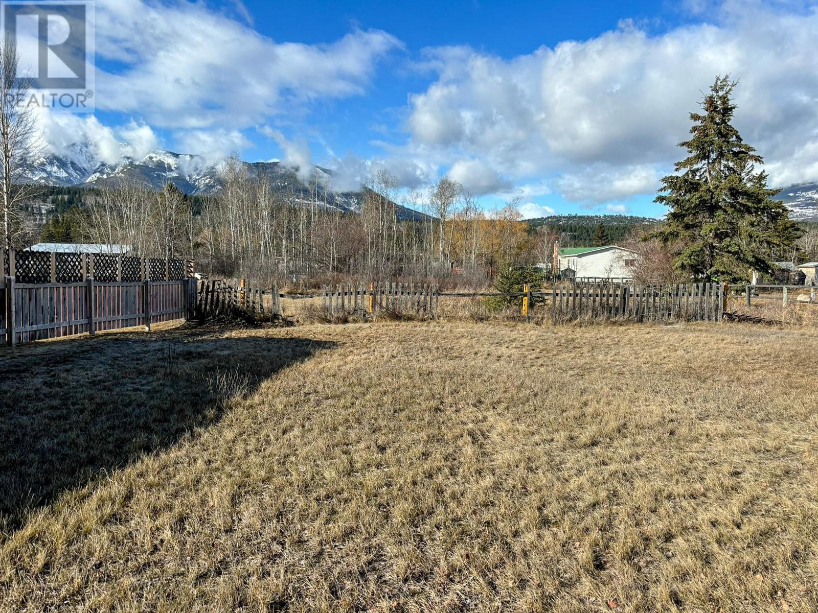 Canal Flats Real Estate Listings Main Image