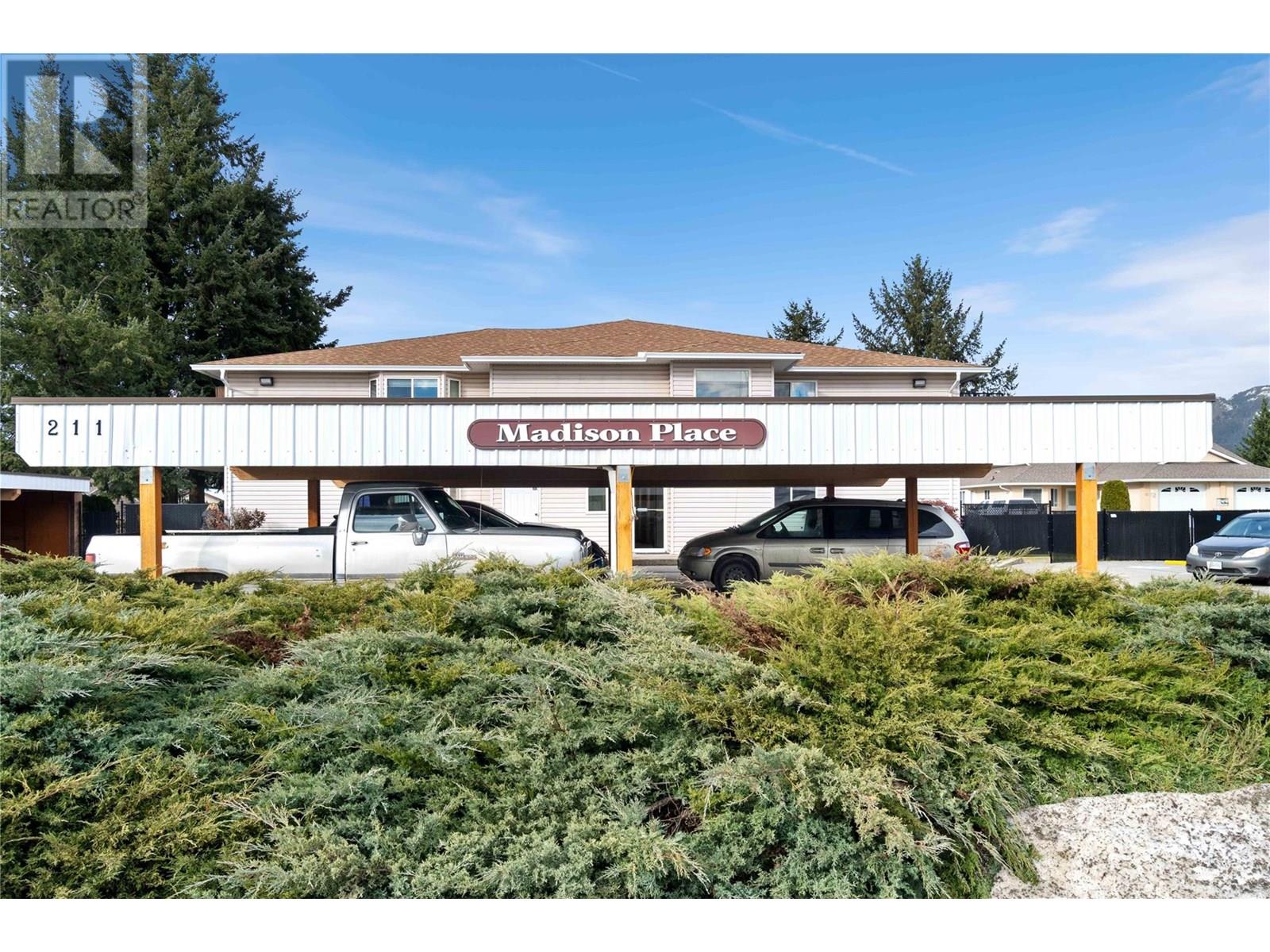 211 Kildonan Avenue Unit# 210 Lot# 10 Property Photo 1