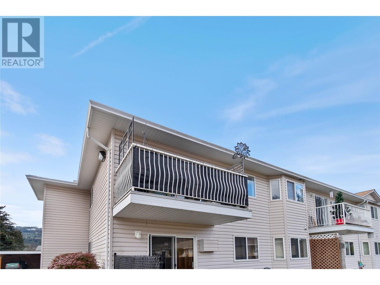 211 Kildonan Avenue Unit# 210 Lot# 10 Property Photo 2