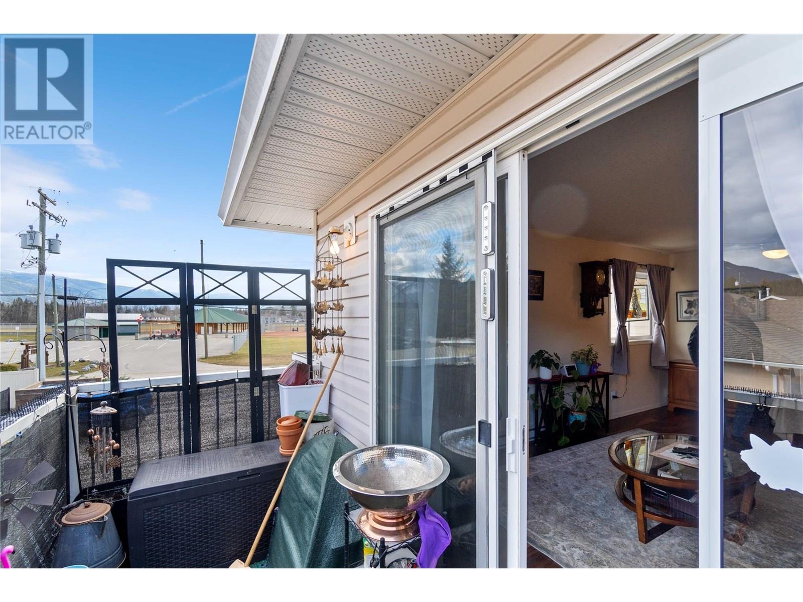 211 Kildonan Avenue Unit# 210 Lot# 10 Property Photo 13
