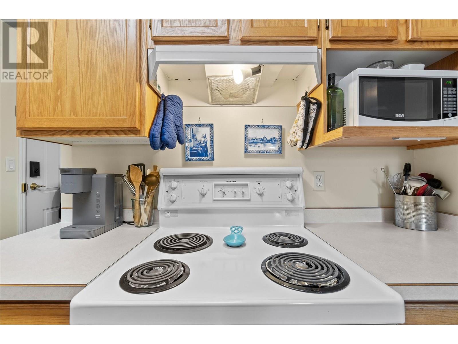 211 Kildonan Avenue Unit# 210 Lot# 10 Property Photo 26