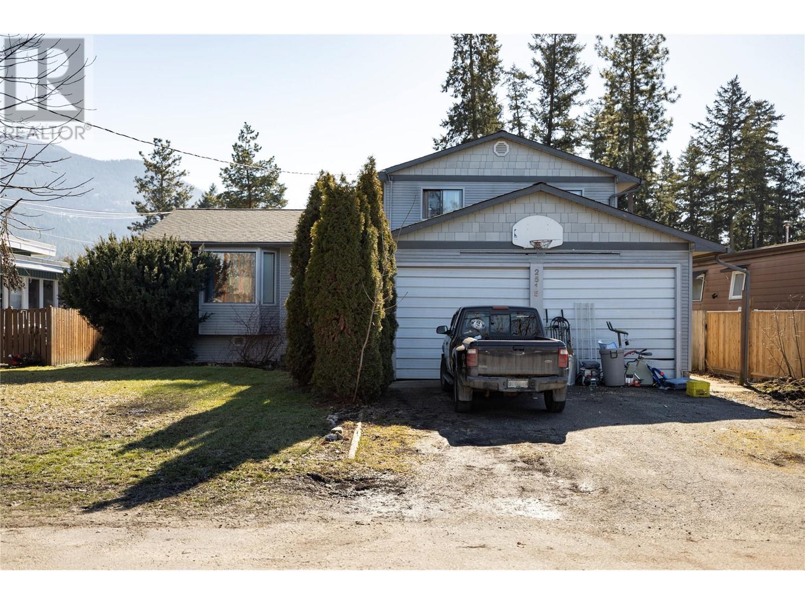 2515 Henderson Drive Property Photo