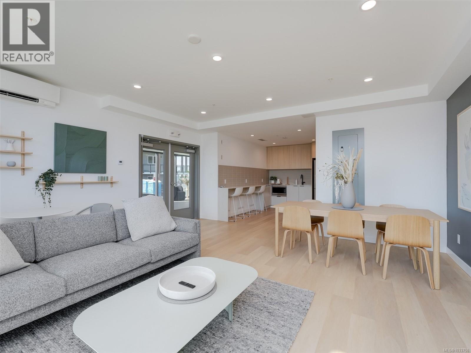 307 3564a Ryder Hesjedal Way Property Photo 3
