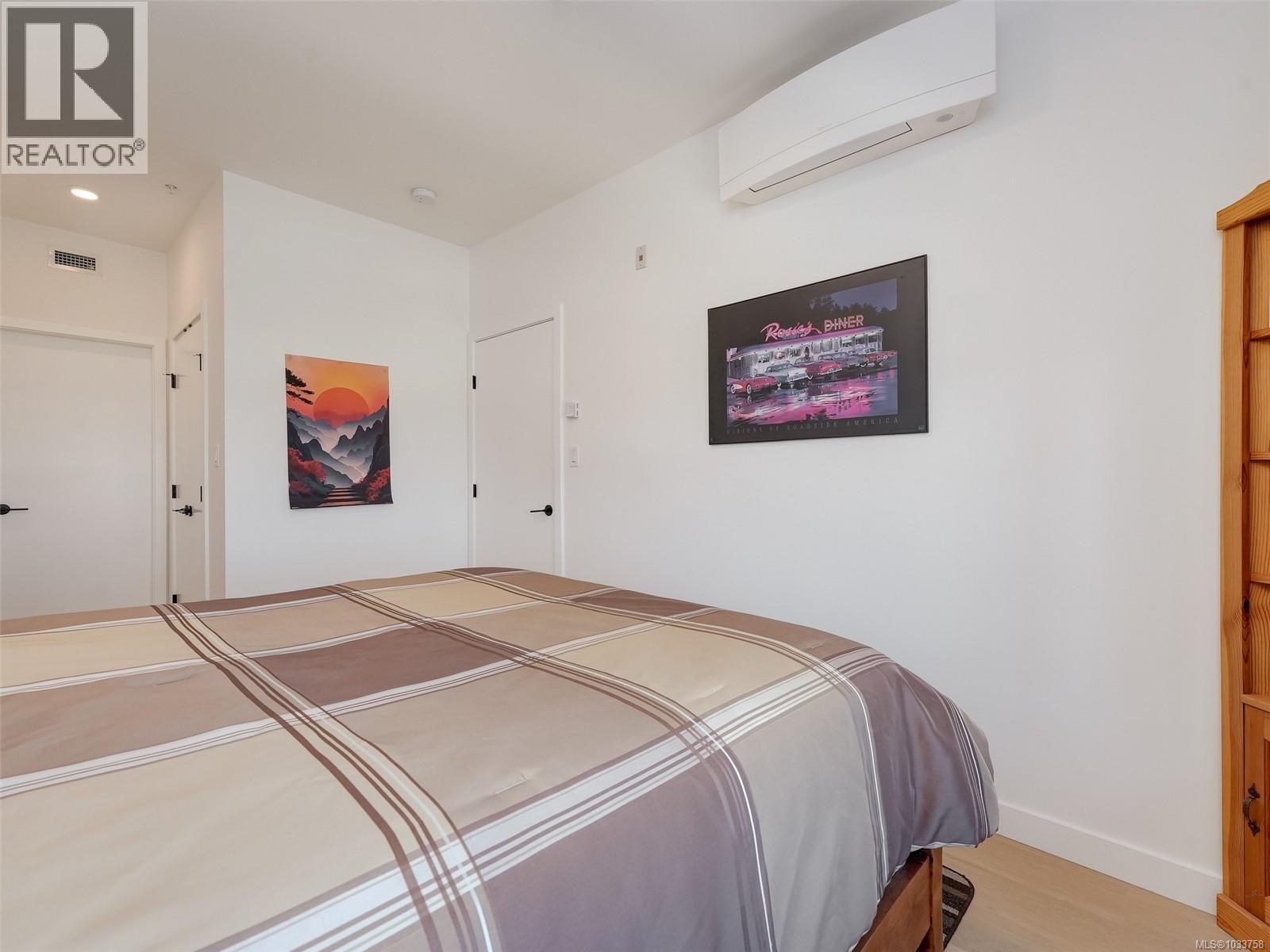 307 3564a Ryder Hesjedal Way Property Photo 10