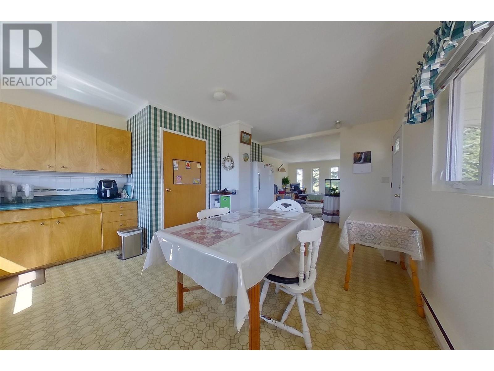 2813 3 Highway Property Photo 3