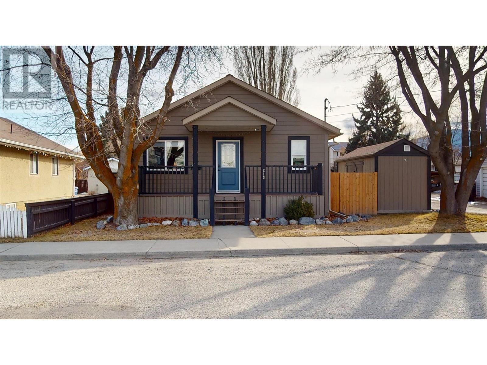 212 16th Avenue N Property Photo 2