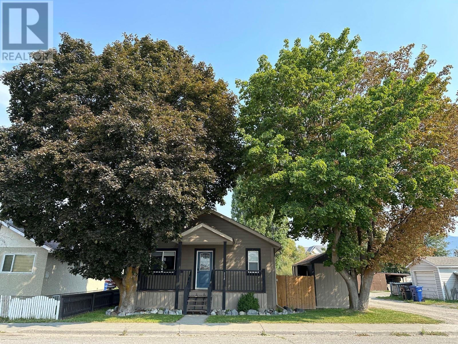 212 16th Avenue N Property Photo 40