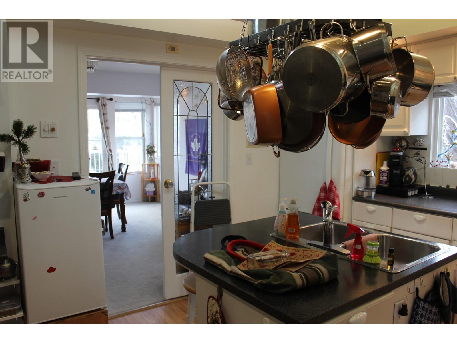 1456 Ash Street Property Photo 8