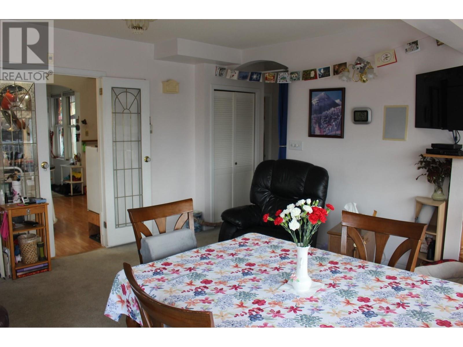 1456 Ash Street Property Photo 13