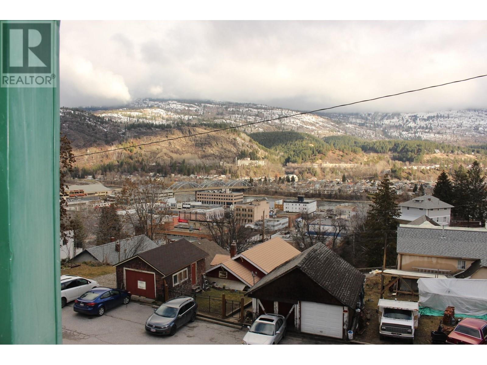 1456 Ash Street Property Photo 15